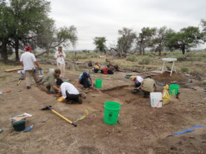 2012 DU Field School Excavating Block 11H. Photo courtesy Kirsten Leong.