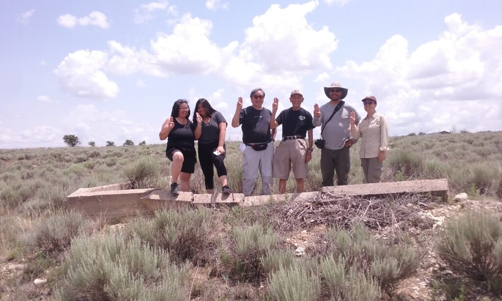 Block 10E incarcerees and descendants of the Ono, Kitajima, and Omori families at the site of the Boy Scouts Headquarters in 2018. Photo courtesy Kirsten Leong.